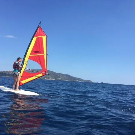 Campingplads Elba Travels - *